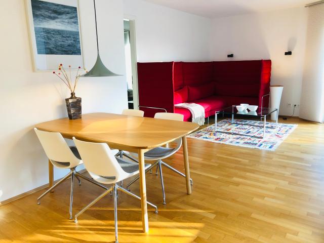 Modern, bright and comfortable flat with balcony in the heart of Cologne city Mauritius quarter