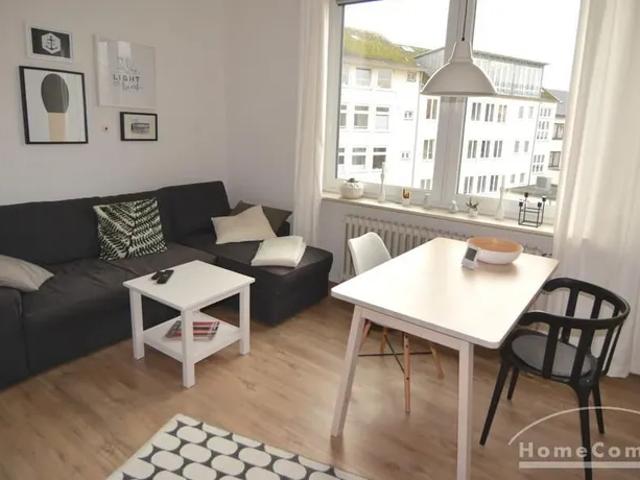 Modern, bright apartment centrally in Kiel
