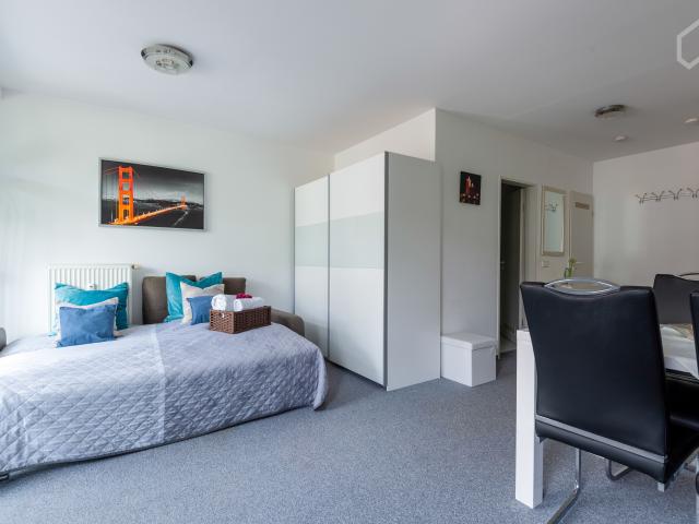 Modern, bright & comfortable 1 room apartment, floor to ceiling panoramic windows near main station