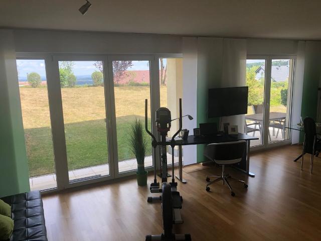 Modern, bright, quiet furnished 2 room apartment at Gerlinger Heide