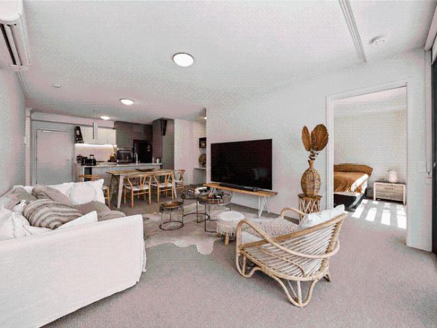 Modern, Bright, Unfurnished 2 Bedroom Apartment with Stunning City Views!