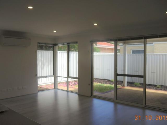 Modern, bright 3 bedroom villa