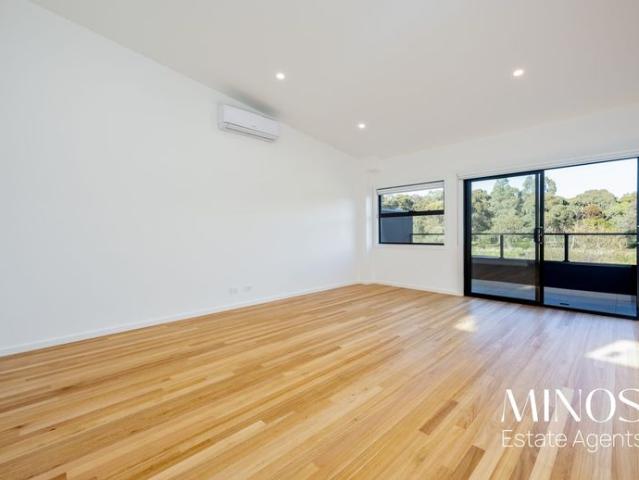Modern Golf Course Living with Creekside Serenity