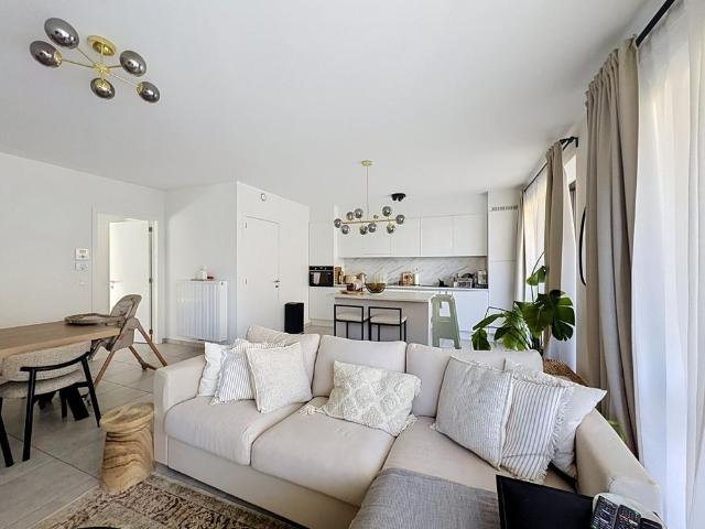 Modern gelijkvloersappartement in Strombeek Bever