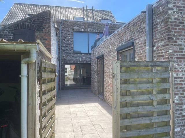 Modern gelijkvloersappartement met twee slaapkamers
