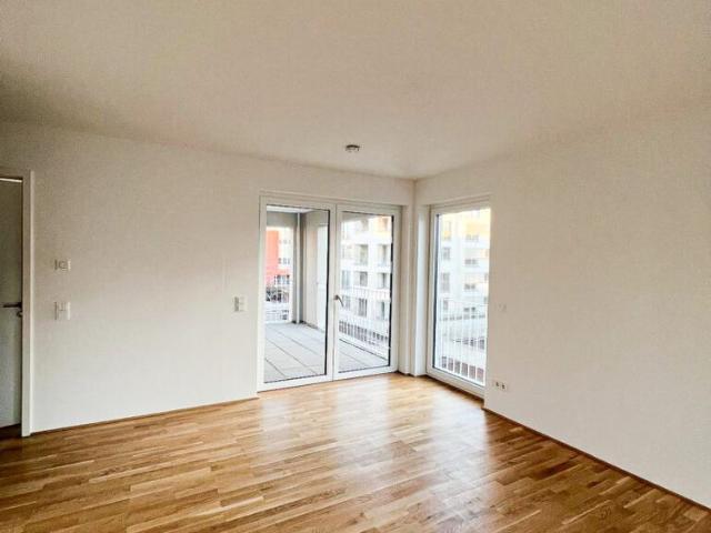 Modern geschnittene 3 Zimmer Wohnung mit EBK und Balkon