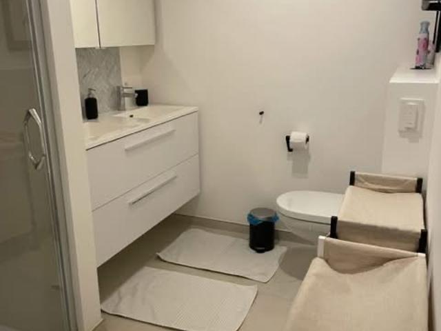 Modern gestoffeerd 2 k appartement