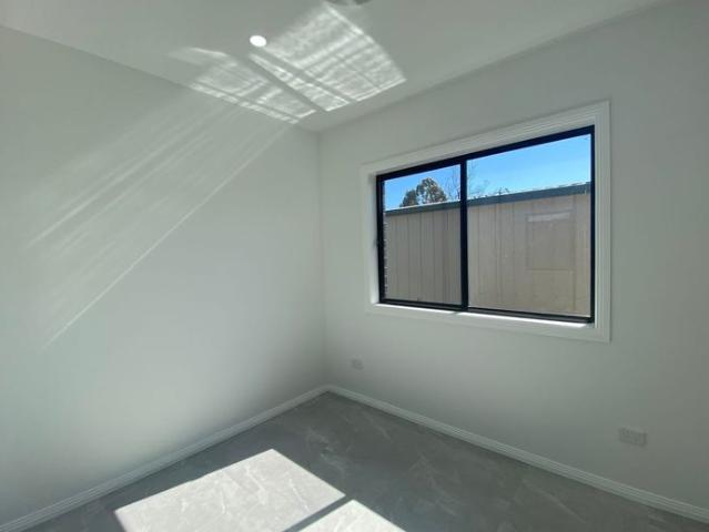 MODERN GRANNY FLAT!