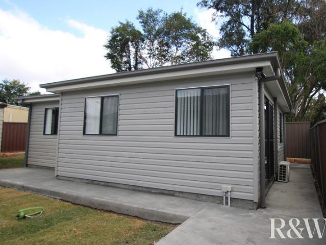 MODERN GRANNY FLAT