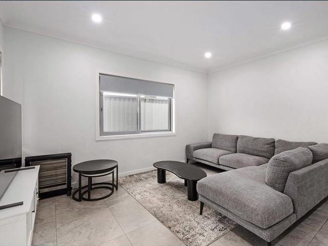 MODERN GRANNY FLAT