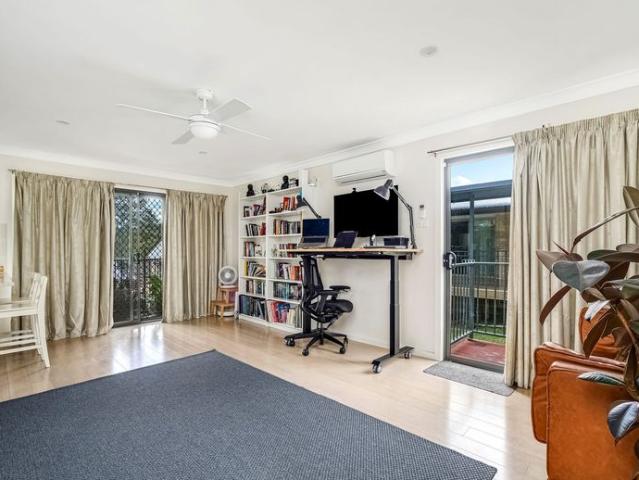 Modern Granny Flat & Convenient Location