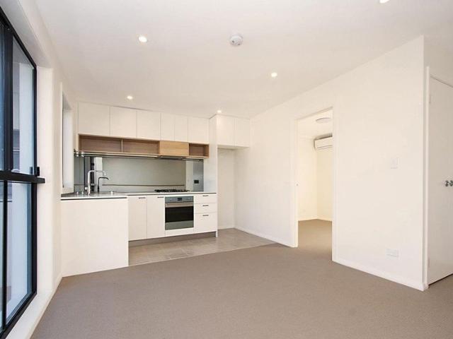 Modern Granny Flat | Walk to Tallawong Metro | Stylish & Convenient Living