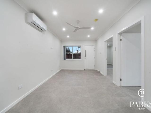 Brand New Granny Flat With Parking 2 cars