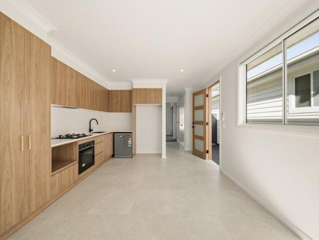Modern Granny Flat with Private Yard