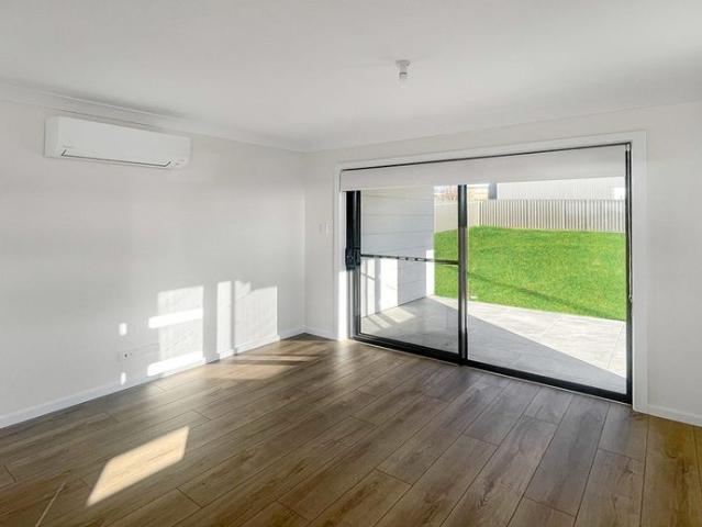 Modern Granny Flat with Spacious Yard