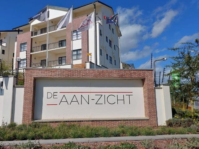 Modern Ground Floor Apartment with Private Garden in De Aan Zicht