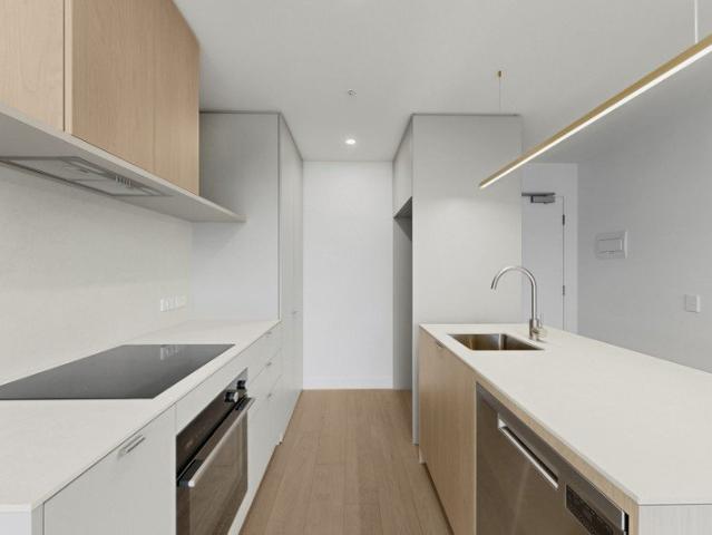 Modern Ground Floor Apartment in Central Geelong