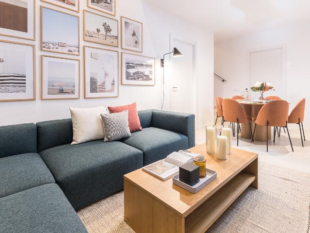 Modern ground floor duplex in Gràcia