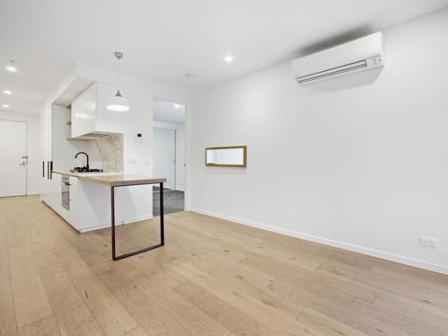 Modern Ground Floor Living in the Heart of Oakleigh