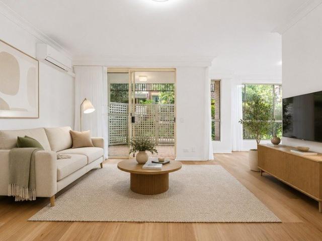 Modern Ground Floor Retreat Surrounded by Leafy Village Gardens