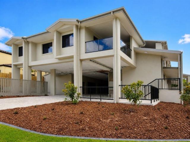 Modern Ground Floor Unit in a Prime Location