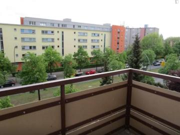 Modern double bedroom close to Paracelsus Bad metro station