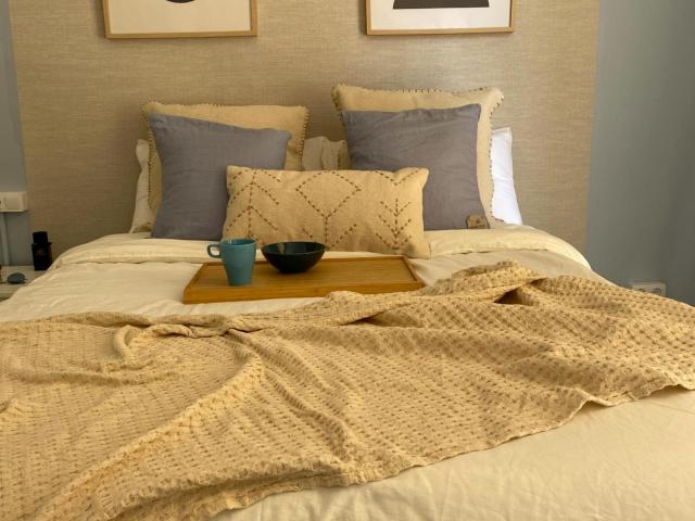 Modern double bedroom in El Raval