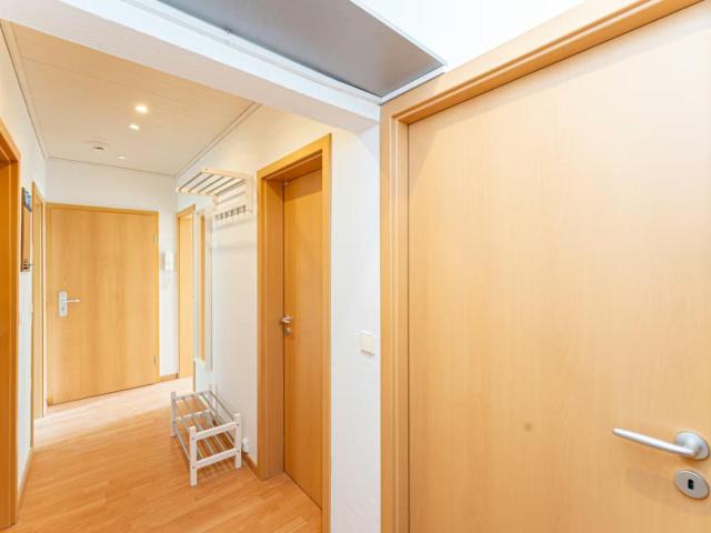 Modern double bedroom near Medienstadt Babelsberg station