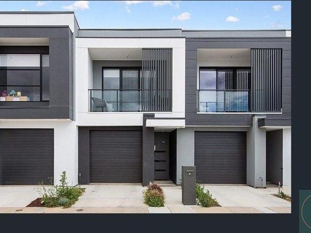 Modern Double Story Townhouse