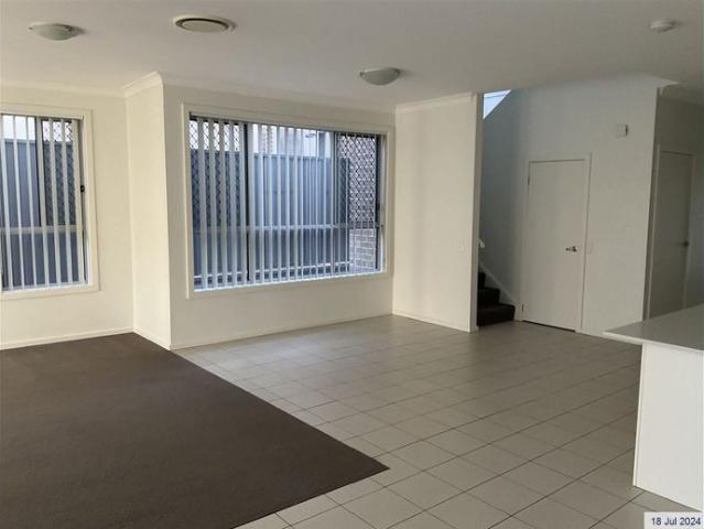 Modern Double Storey Family Home in North Kellyville
