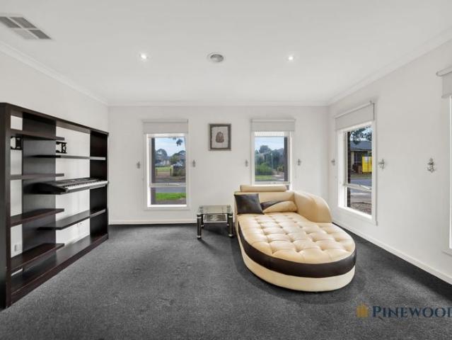Modern Double Storey Family Living in the Heart of Wollert!
