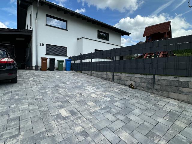 Modern detached house, fully or partially furnished upon request, near Bonn