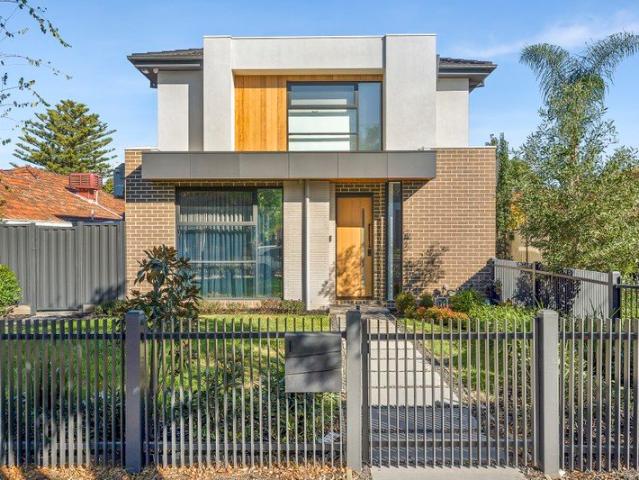 Modern delight in a quiet location