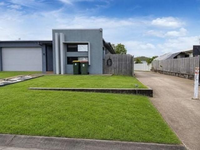 Modern Delight in Deeragun with Solar Panel Benefits!