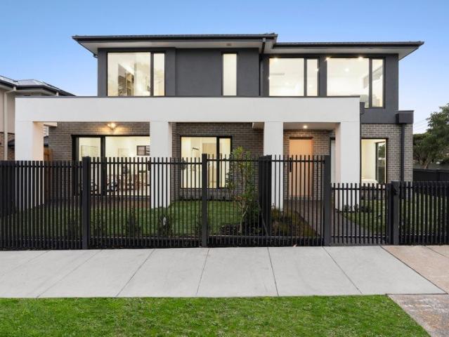 Modern Design Meets Bayside Lifestyle