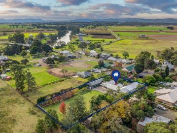 Modern Design, Country Outlook