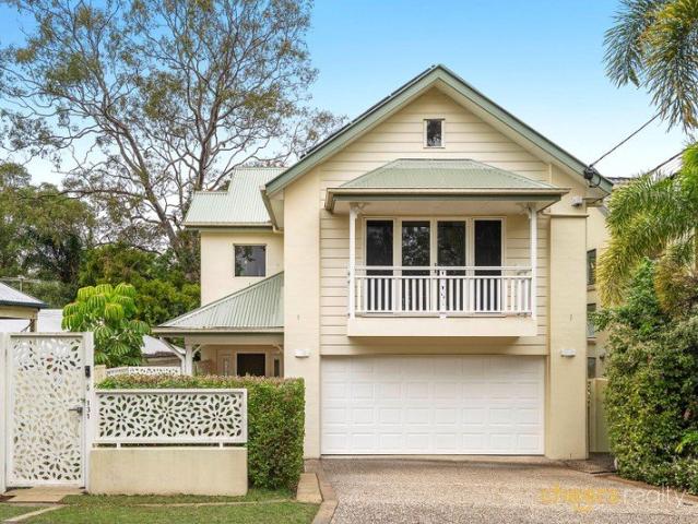 Modern Design Family Home! Next to UQ!