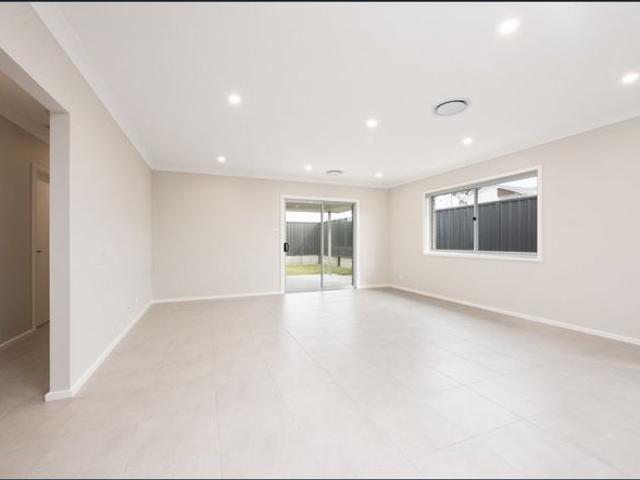 Modern Design & Spacious Living!