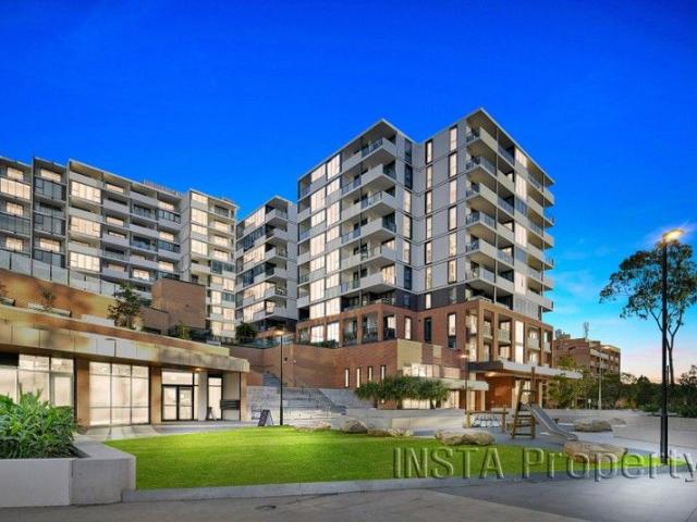 Modern Design, Spacious Room, and Prime Location
