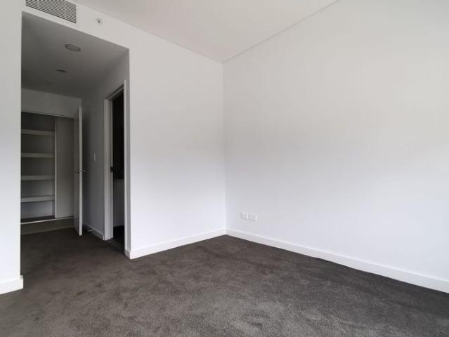 Modern Design 2 bedroom Apartment For Rent ! ! !
