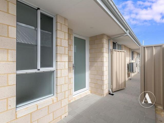 Modern Dual Key Living with Private Entry