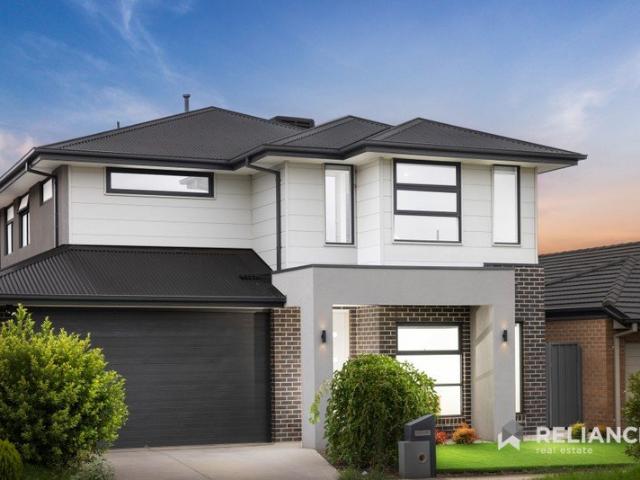 Modern Dual Level Elegance with Designer Finishes and Seamless Indoor Outdoor Flow Steps from Mindalk Primary!