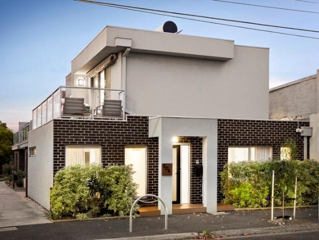 Modern Dual Level Living in Connected Coburg