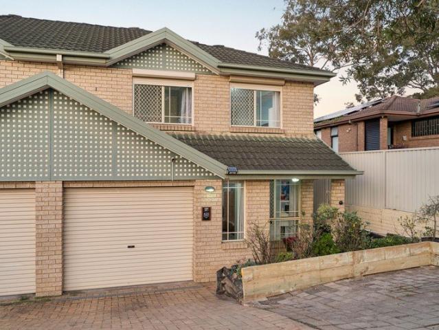 Torrens Title Duplex Offering Spacious Family Living