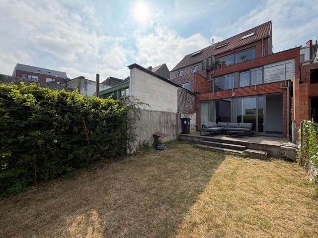 Modern duplex apartment with garden in the centre Zottegem