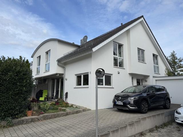 Modern duplex in Gärtringen 10min to Panzer