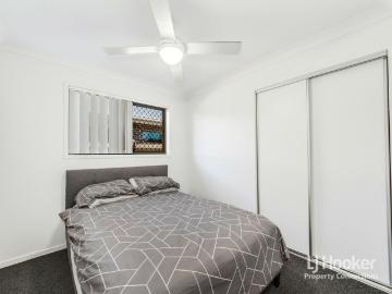 MODERN DUPLEX IN THE HEART OF GRIFFIN