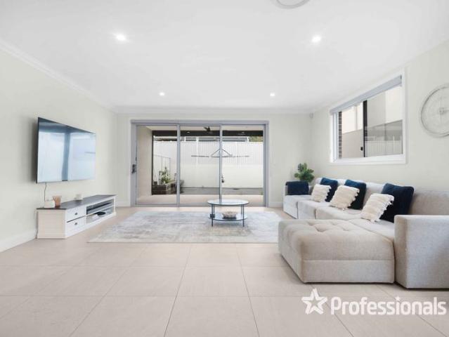MODERN DUPLEX IN THE HEART OF GUILDFORD!