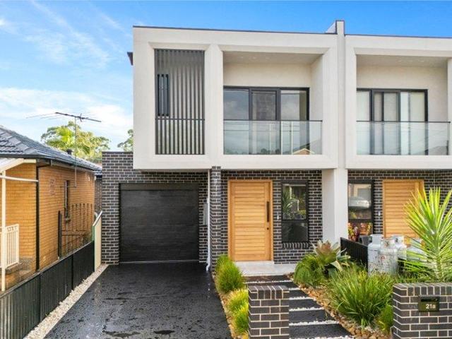 Modern Duplex Living in the Heart of Canley Heights