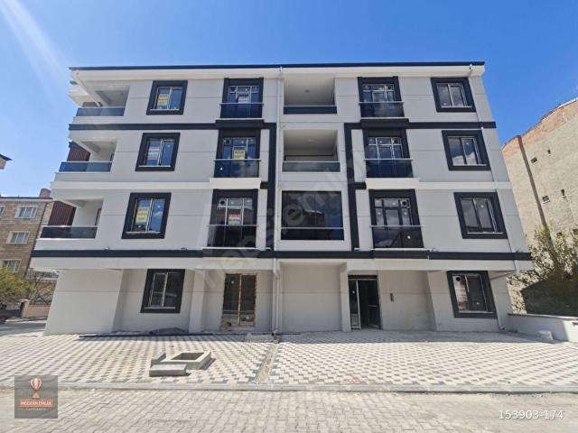 MODERN EMLAK FARKIYLA 1+1 SÜMEREVLER MAH DAİRE